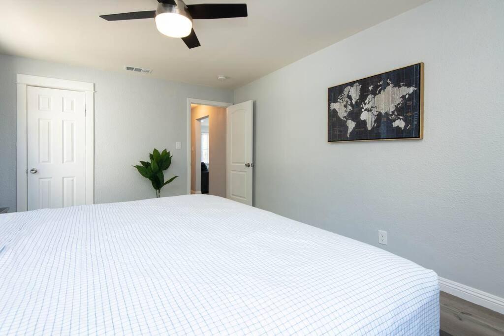 Lovely 2bedroom With Free Parking On Premise