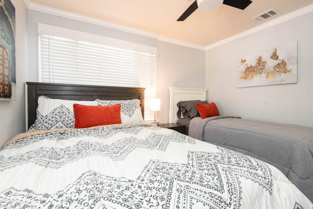 Apartamento Lovely 2bedroom With Free Parking On Premise *